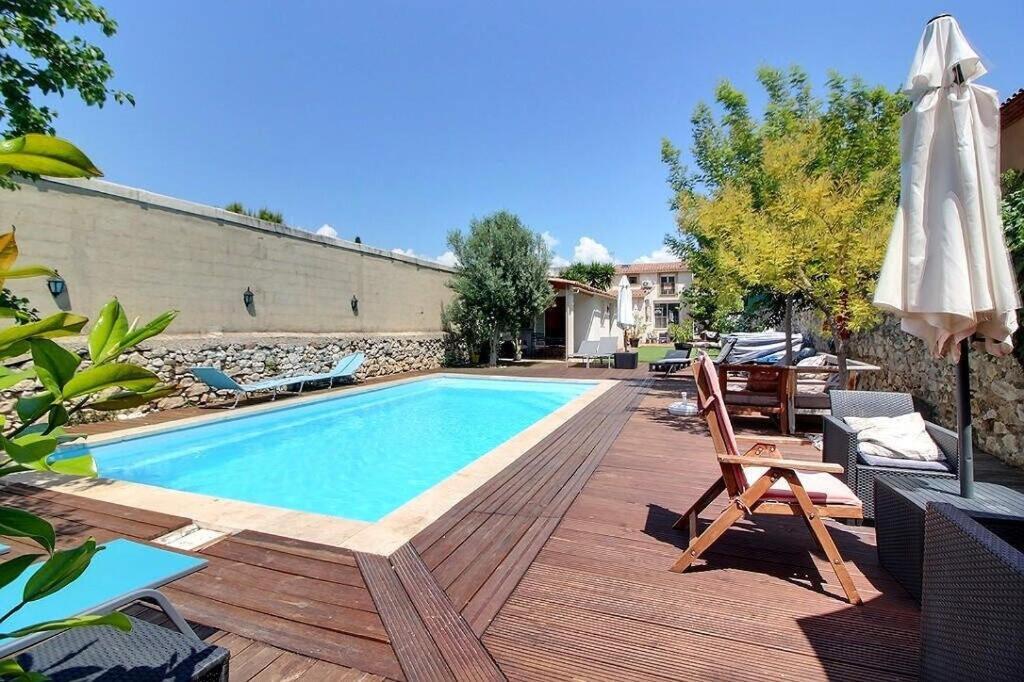 Villa 3 Appartements Entiers Avec Piscine Et Jaccuzi Et Parking Marseille Exterior photo